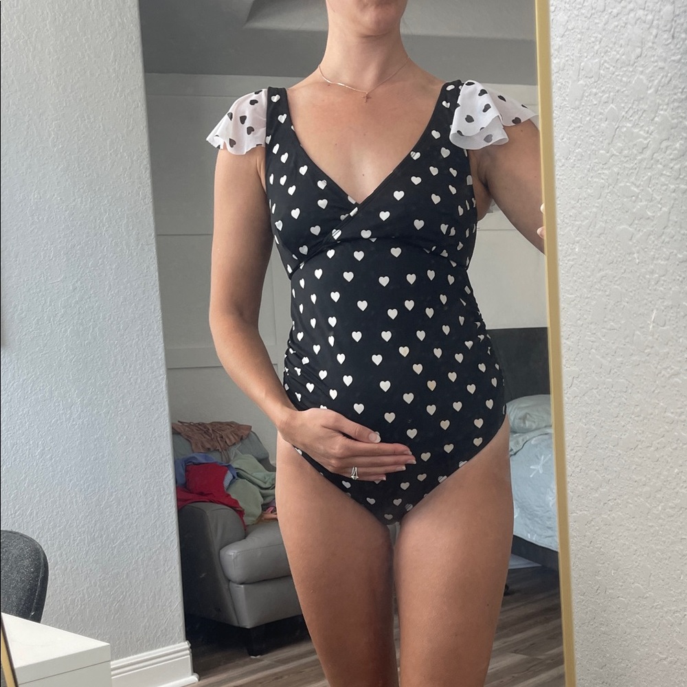 MATERNITY | Black and White Heart Print bathing suit